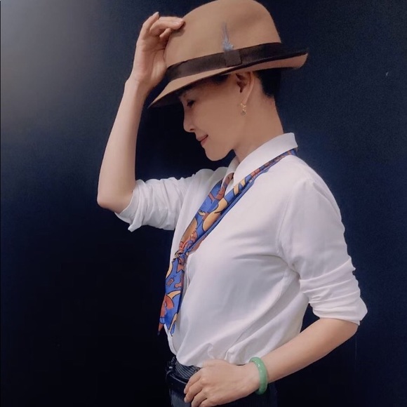 Welcome 👋👋to my Closet.  Any offer is welcome✌️✌️Never know till you try😄😄 - Picture 1 of 1